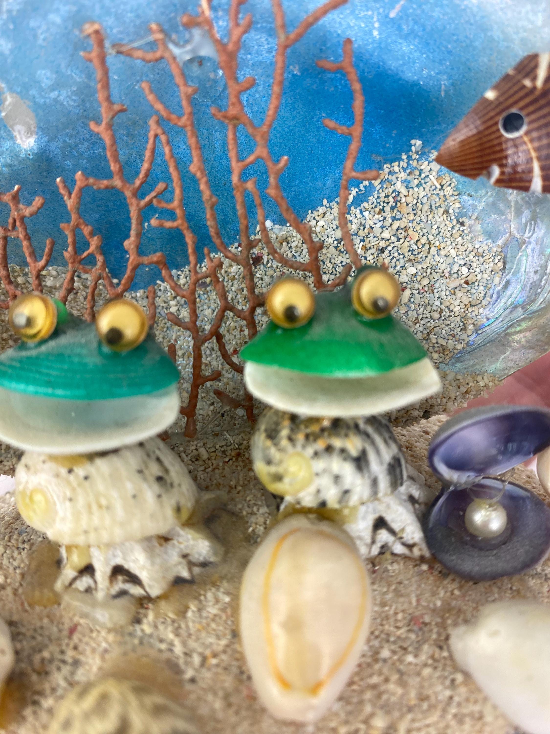 Vintage Shell Diorama With Frogs, Kitsch Folk Art Seashell Sculpture ...