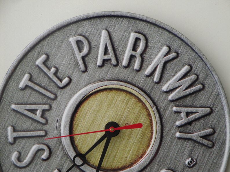 N.J. Garden State Parkway Token , Macro Print Art Clock 10 Vintage 78rpm Record,free SHIPPING