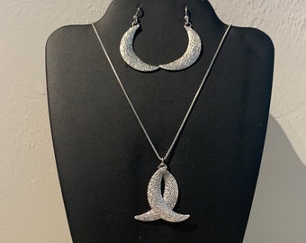 Crescent moons dangle pendant necklace in Fine Silver Sterling Silver Box chains 16” 18”20”22”24”or30”