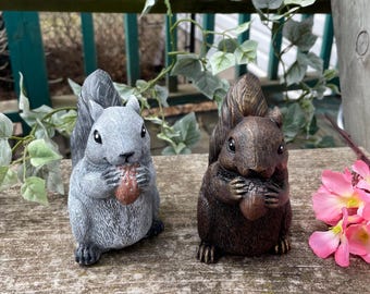 Hand-Painted Cement Squirrel Figurine: Indoor/Outdoor Garden Statue