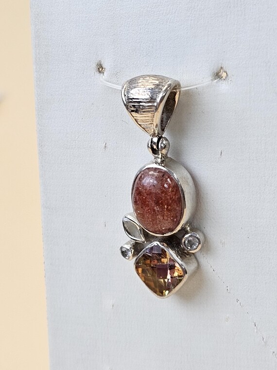 Gemstone White and Ecstatic Topaz and Sunstone Pe… - image 5