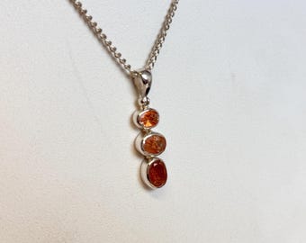 Sonnenstein-Anhänger aus Sterlingsilber | Oranger Edelsteinkristall, 925