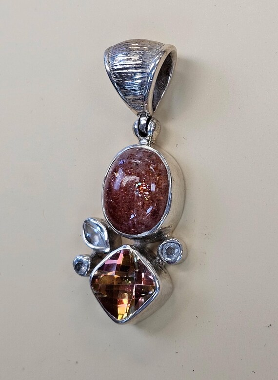 Gemstone White and Ecstatic Topaz and Sunstone Pe… - image 3