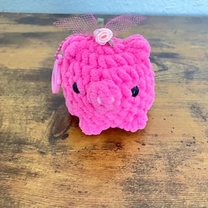 Crocheted Plushie Mini Pig Keychain, Backpack Buddy, Zipper Charm, Amigurumi Stuffed Animal Toy, Desk Buddy, Decor, Gift, Custom Handmade