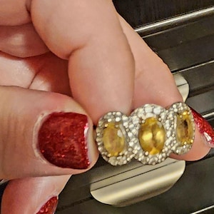 Citrine Halo Ring Size 8/ Sterling Silver/Citrine Three Stone Ring/Oval Cut/ White Topaz Halo/ Vintage Citrine Ring for Women/Yellow Gem