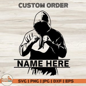 Könnte beinhalten: Schwarz-weiße Silhouette einer Person, die ein Kapuzenpullover trägt, mit dem Text "CUSTOM ORDER" oben und "NAME HERE" in einem Banner unter der Figur.