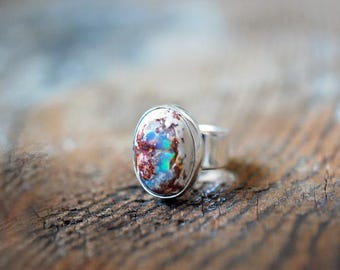 Regenboog vuuropaal ring ruwe opaal