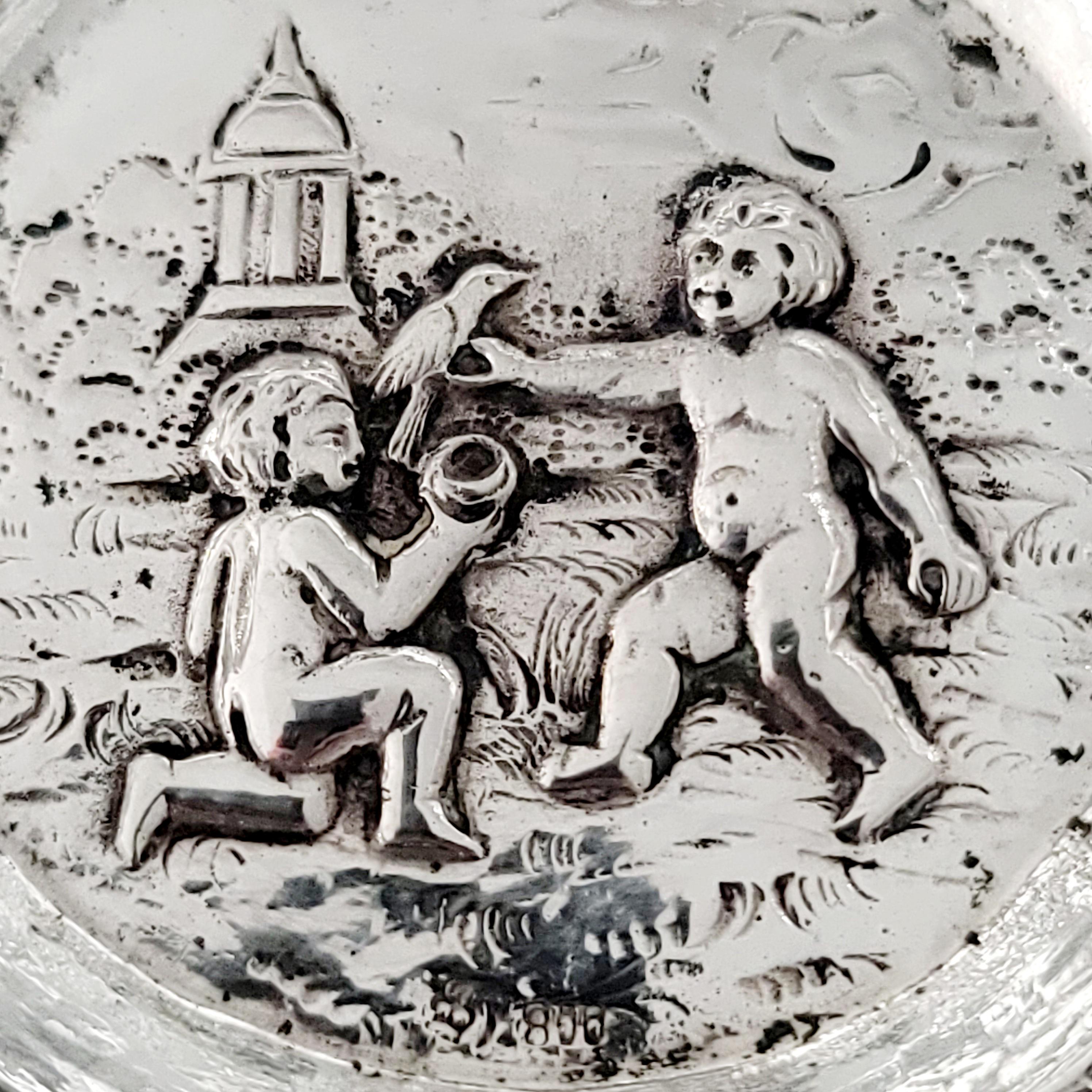 アンティークドイツ製800シルバー製ピアスバスケット（天使の場面付き