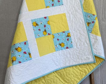 Edredón de abeja para bebé, edredón de abeja hecho a mano, edredón para guardería amarillo y aguamarina, manta moderna para bebé, edredón de patchwork de bloques grandes, 40 x 50