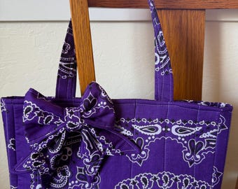 Bolso tote con pañuelo morado y lazo extraíble, bolso vaquero occidental acolchado, bolso tote Paisley hecho a mano