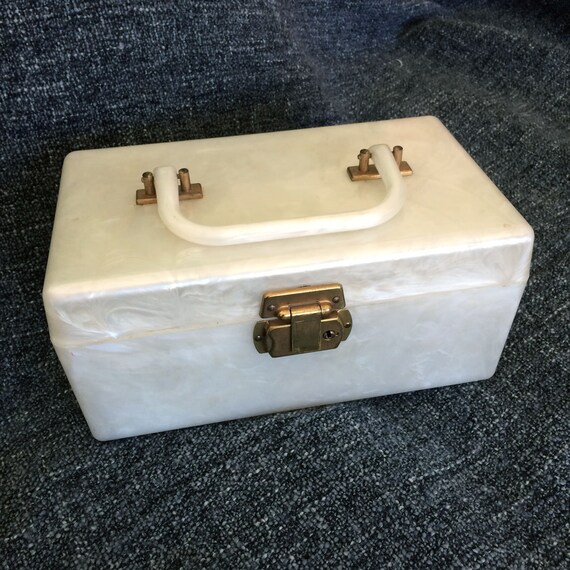 Lucite purse, lucite, lucite box purse, lucite box