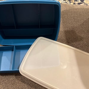 Vintage Tupperware Blauer Plastikbehälter