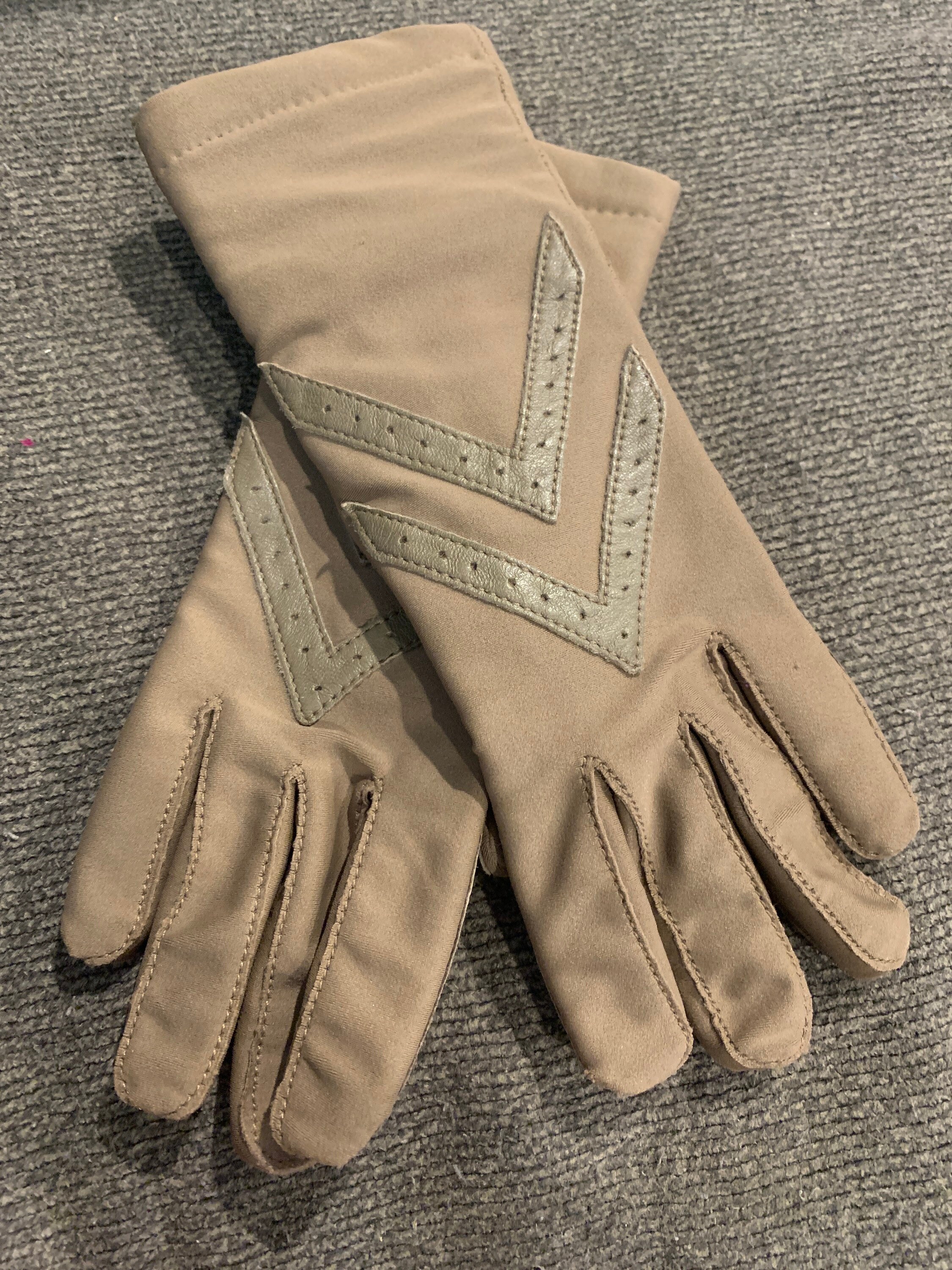 womens equestrian gloves