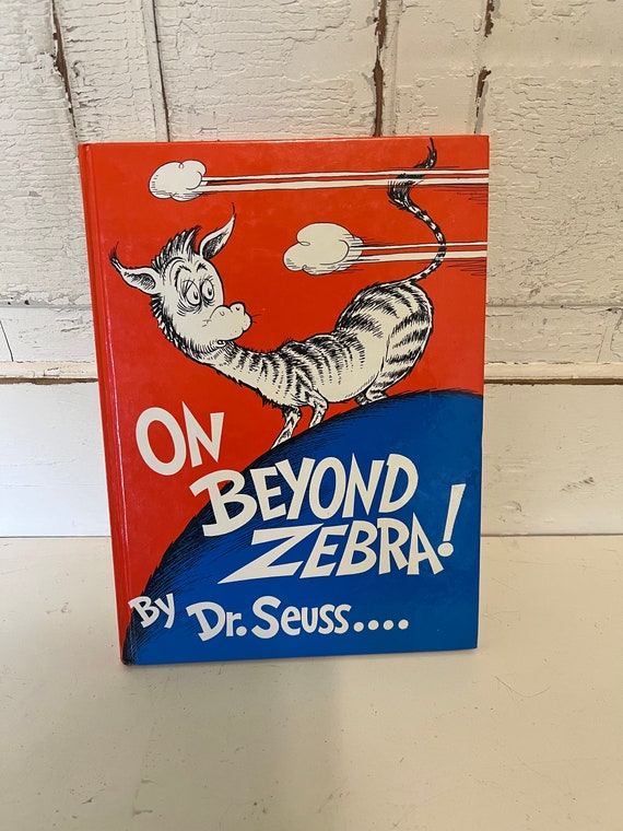 1983 Dr. Seuss on Beyond Zebra Children's Book Hardback - Etsy