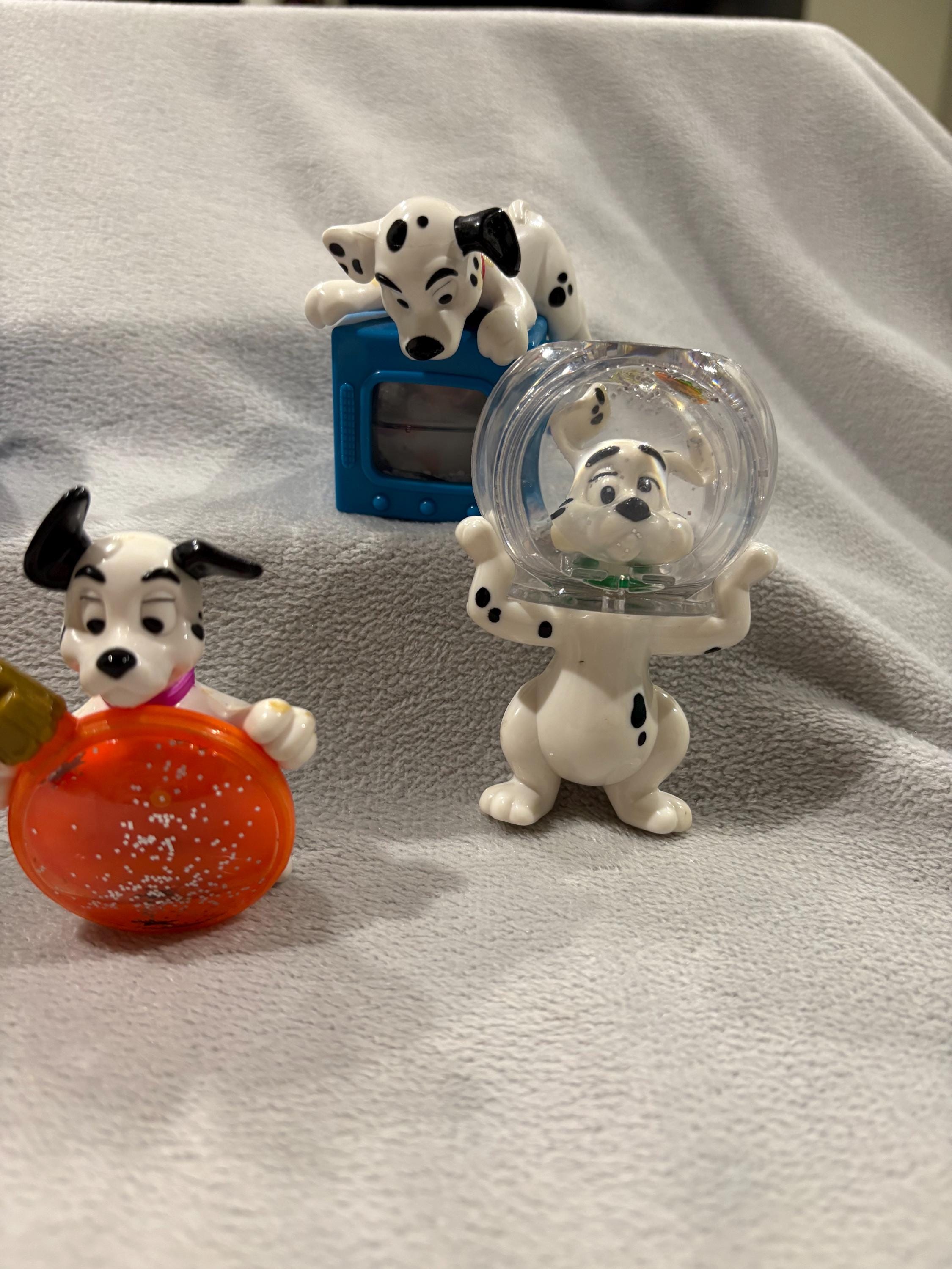 102 Dalmatians Dogs to Shake up Mcdonald's Happy Meal Toy Circa