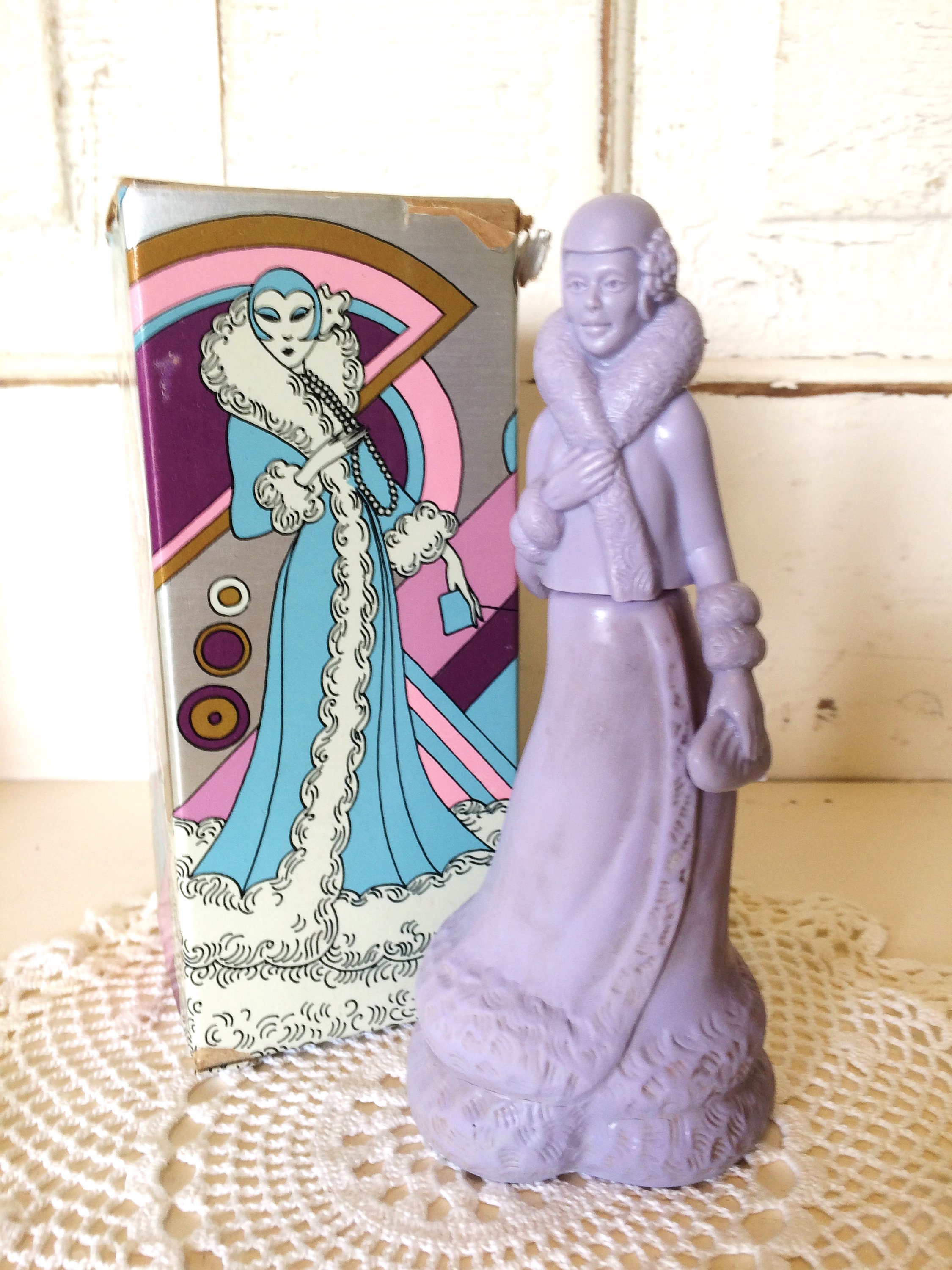 Vintage Avon Fashion Figure Roaring Twenties Decanter