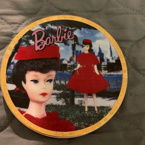 Barbie Small Enesco Collectors Plate Red Flare Barbie #655090