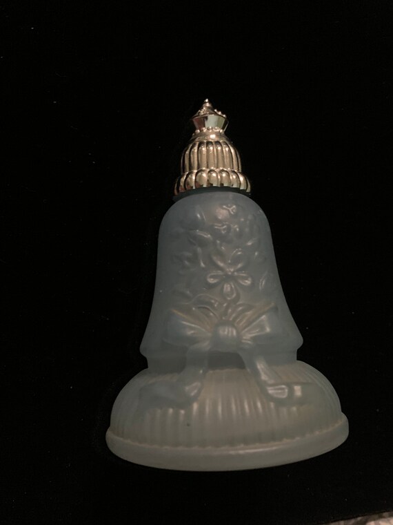 Avon Joyous Bell Charisma Perfume Cream Holder View 2