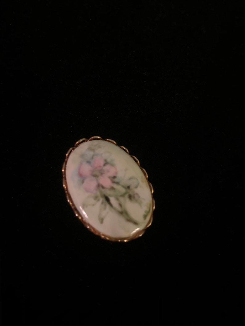 Beautiful Floral Pink and White Brooch Pin