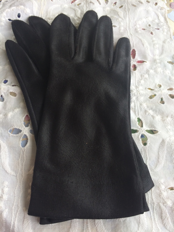 Antique Black Small Ladies Evening Gloves