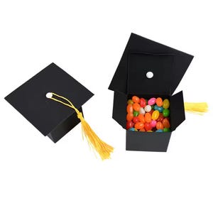 Graduation Cap Gift Boxes with Tassels – Set of 10, 9x9x6cm Black Candy Favour Boxes for 2025 Grad Parties