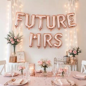 Ballonbanner „FUTURE MRS“ in Roségold: Dekoration für Brautpartys und Junggesellinnenabschiede