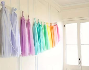 Guirnalda de borlas de papel de arcoíris / Banner de borlas para fiestas pastel / Decoración de pared para cumpleaños y eventos