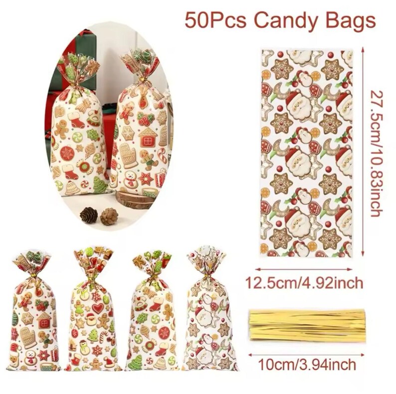Puede incluir: Bolsas de caramelos con tem&aacute;tica navide&ntilde;a. Las bolsas blancas presentan un estampado de hombrecitos de jengibre, galletas y &aacute;rboles de Navidad. Las bolsas miden 27,5 cm de alto y 12,5 cm de ancho. El texto "50Pcs Candy Bags" est&aacute; en la parte superior.