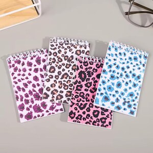 Mini libreta con estampado de leopardo: bloc de notas en espiral, 12,5 cm. Papelería de bolsillo.