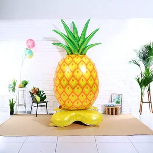 Giant Pineapple Balloon – 123cm Tropical Foil Balloon | Luau Party Decor, Hawaiian Summer Birthday Prop, Beach or Poolside Decoration
