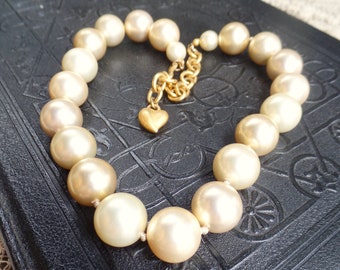 Vintage Carolee Chunky Pearl Necklace Champagne Pearl beads Strand of Pearls Hand Knotted Pearls Matte Gold Plated Chain Designer Jewelry