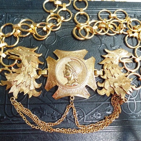 Vintage Phoenix Bird Medallion Chain Belt, Gold Metal Chunky belt, Accent Accessory Belt, Cinch Belt, Mod Modernist Jewelry, Grecian Soldier