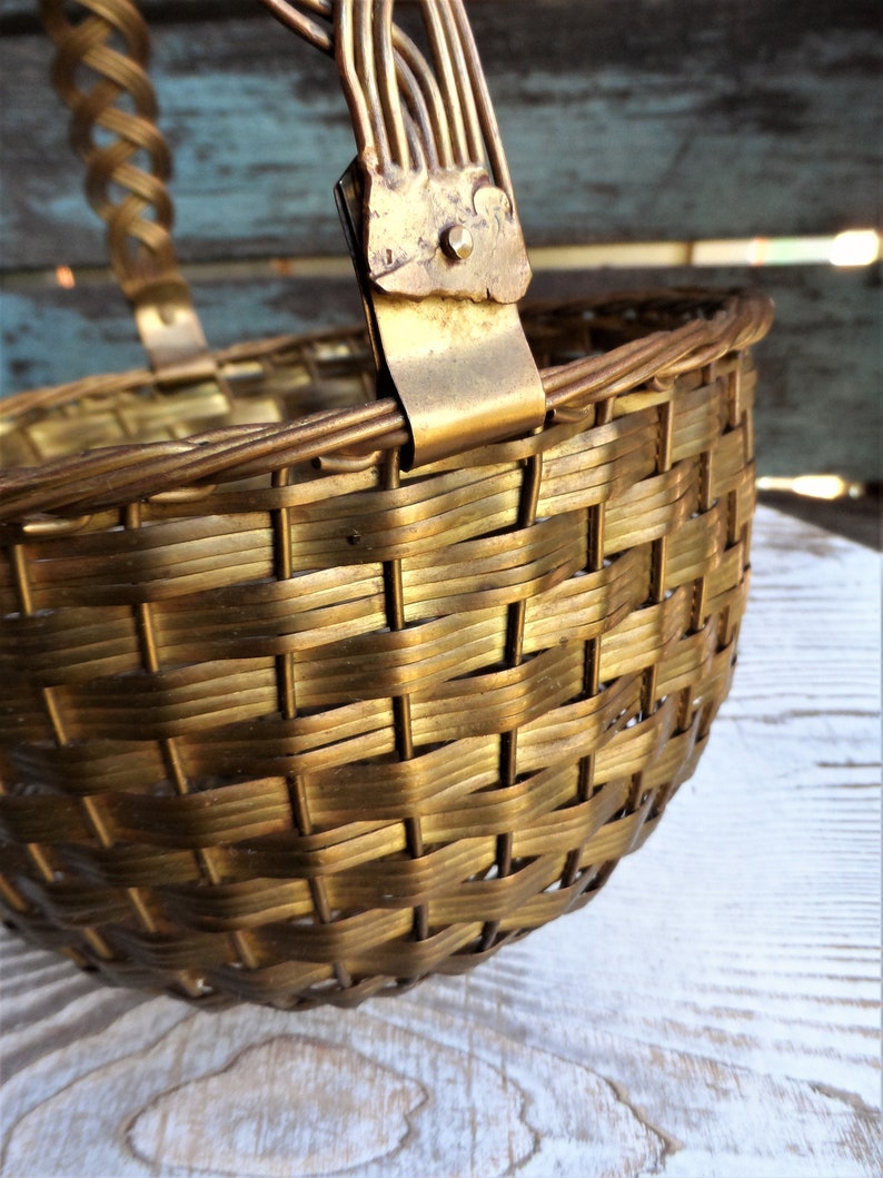 Vintage Brass Basket Metal weaved Basket Gold Hollywood Etsy.de