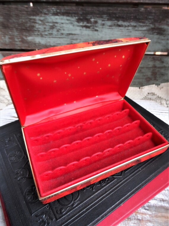 Travel Jewelry Box Vintage Abstract Brown Vinyl Hard Clam Shell Jewelry Ring Box