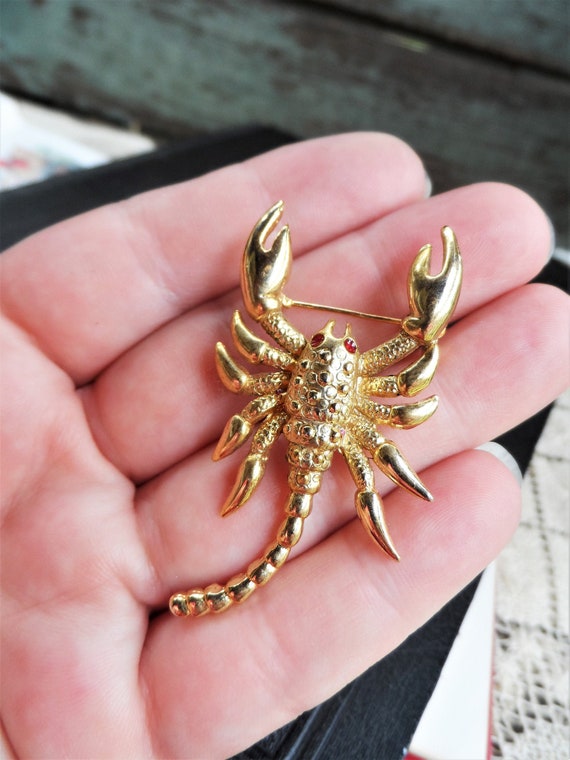 Vintage Lobster Brooch Pin Textured Gold Plate Brooch Ruby Red