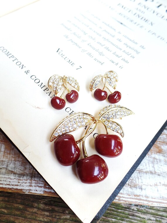 Vintage Joan Rivers Cherry Brooch and Earring Set… - image 2