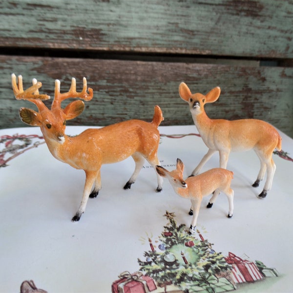 Vintage Christmas Deer Figurines Decorations Family of Deer Buck with Antlers Doe Fawn Baby Deer Woodland Christmas Retro Decor Country