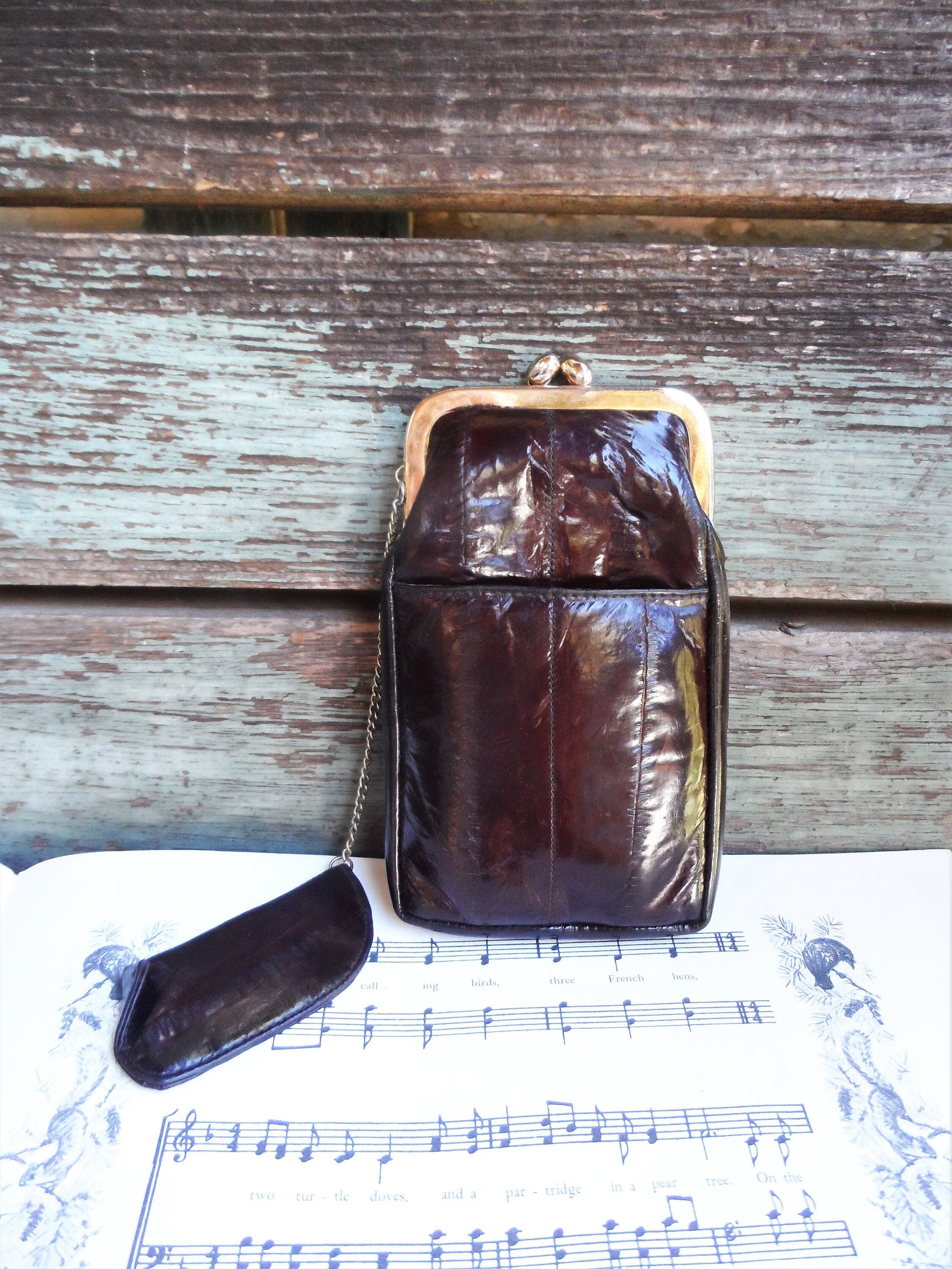 Vintage Eel Skin Leather Cigarette Case Lighter Holder With Chain Eelskin  Kiss Clasp Chocolate Dark Brown Color 1970s 70s Accessories Tote