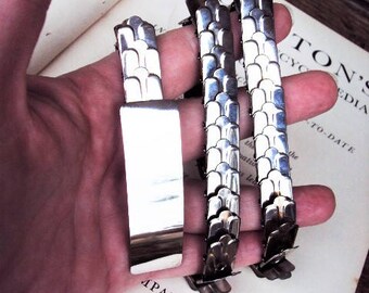 Vintage Skinny Belt Metal Buckle Stretchy Antique Silver Snakeskin Snake Scales Style Mod 1960s 1970s Costume Jewelry Belt Accent