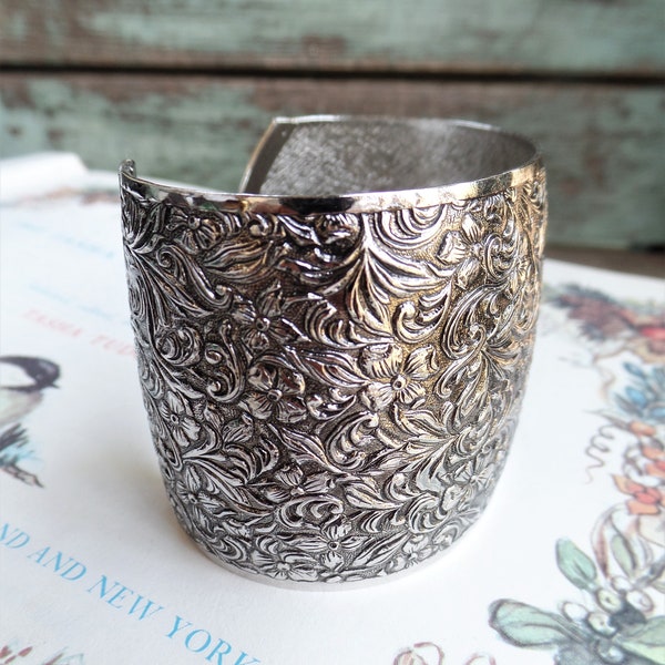 Vintage Sarah Coventry Cuff Bracelet, Embossed Flowers Vines, Antique Silver Metal Wide Statement Cuff 1970s Costume Jewelry Designer Signed