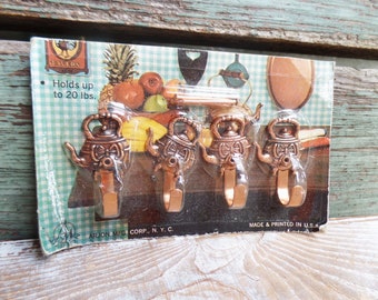 Vintage Copper Teapot Hooks Kitchen Hook Set French Country Farmhouse Decor Kettle Hardware Antique Copper Hanger Dish Towel Hooks 1970s