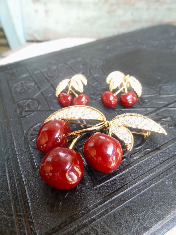 Vintage Joan Rivers Cherry Brooch and Earring Set… - image 1
