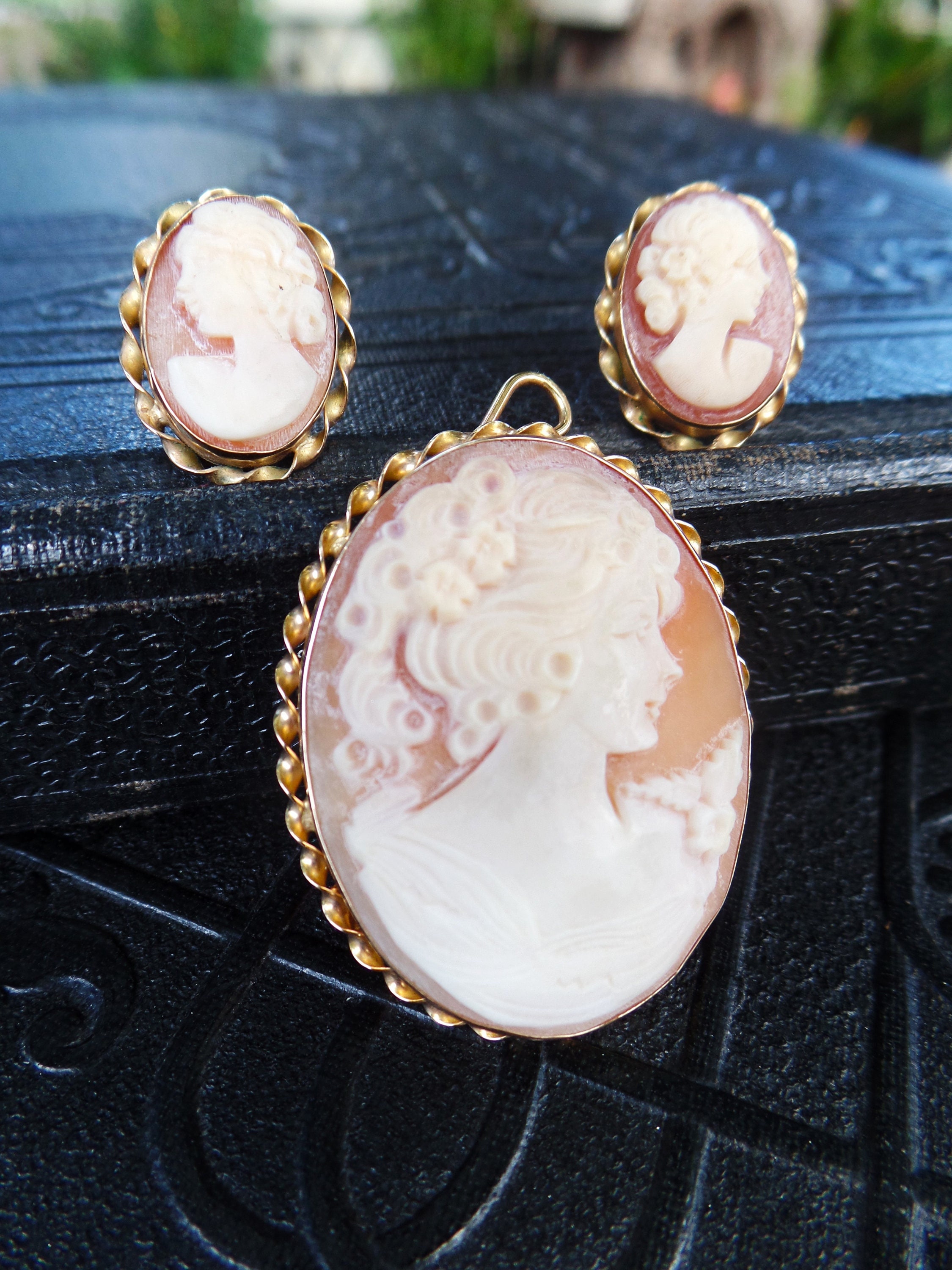 Vintage 14 Kt. Gold Carved Shell Cameo Set, 585 Cameo