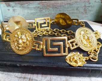 Vintage Lion Head Medallion Chain Belt, Gold Metal Chunky belt, Accent Accessory Belt, Cinch Belt, Costume Jewelry, Body Jewelry, Medallions