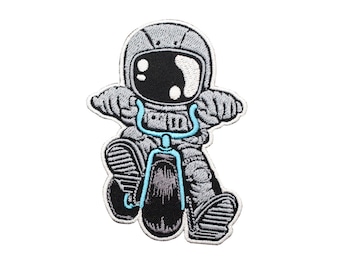 Astronauta em bicicleta bordado com ferro de passar / velcro manga patch