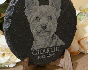 Custom Pet Memorial Portrait on Natural Stone – Personalized Pet Loss Gift with Wooden Stand