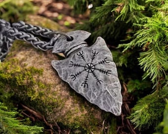 Handmade Viking Necklace: Stainless Steel Vegvisir Compass Pendant