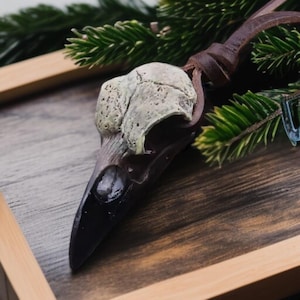 Viking Necklace 3D Raven Skull Necklace Adjustable Leather Cord Norse Bird Skull Pendant Gothic Pagan Jewelry Handmade Witchcraft Talisman