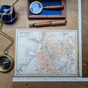 Imprimée en 1902, Carte de Boulogne-sur-Mer, Pas-de-Calais. Original Vintage Authentique.