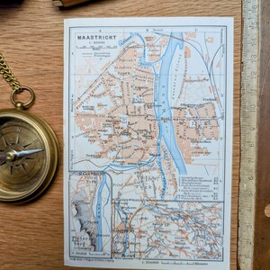 Printed in 1910, Maastricht map, Authentic Vintage 10.5 x 15.5 cm (frame not included)